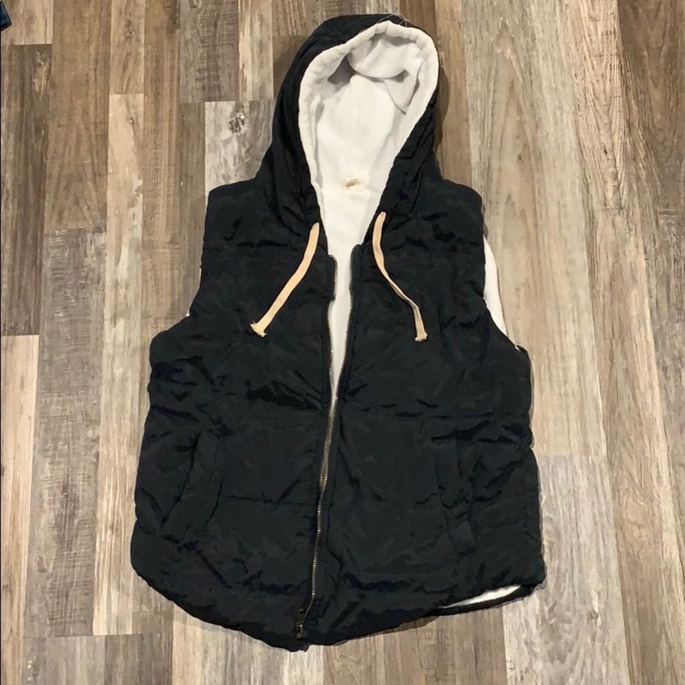 Hooded tank top vest
